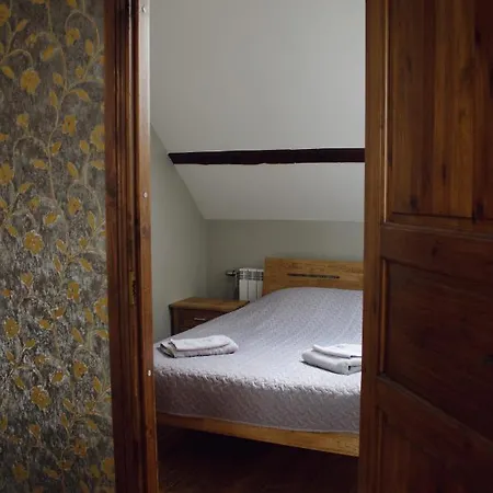 Moisa Ait Katusekorter * Võru