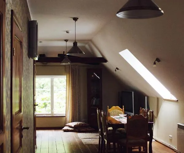 Moisa Ait Katusekorter * Võru